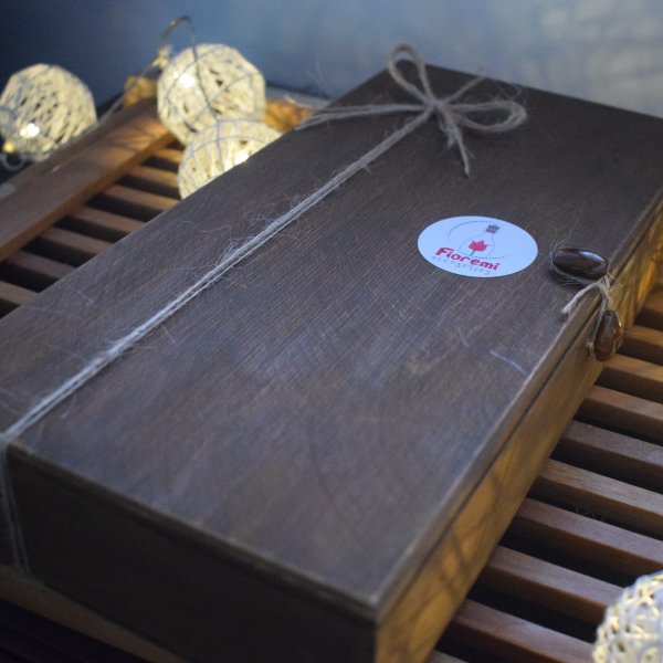 Caja de rosas de origami