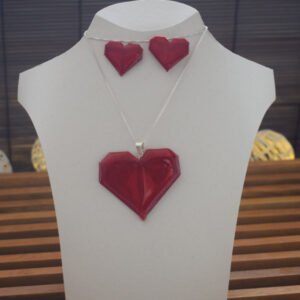 Conjunto de collar y aretes de origami con accesorios en plata